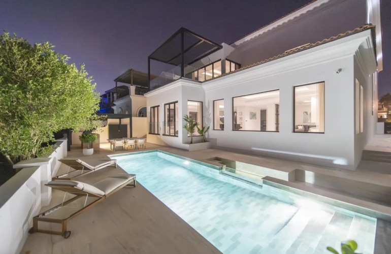 Properties Sidebar v10 - 13