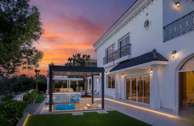 Properties Sidebar v10 - 11