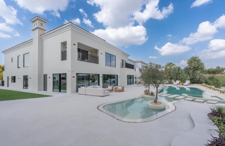 Properties Sidebar v10 - 19